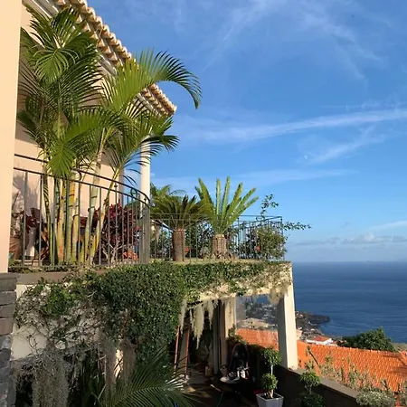 Tagus Garajau Villa *